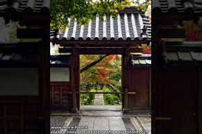 L'ingresso di un giardino Zen.