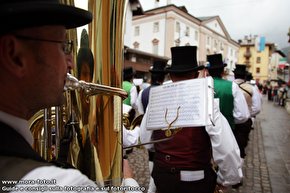 I riflessi sullo strumento musicale.