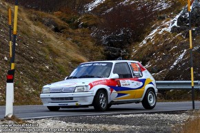Peugeot 205 al Rally delle Dolomiti.