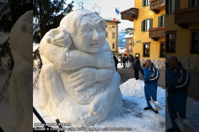 L'avaro, scultura di neve a Cortina.