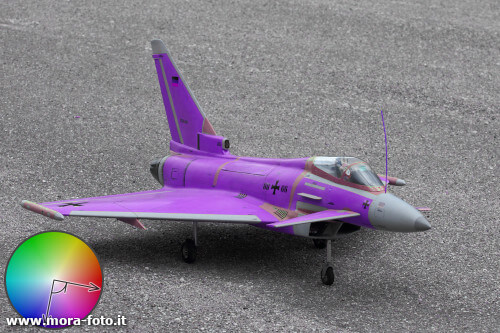 purple airplane